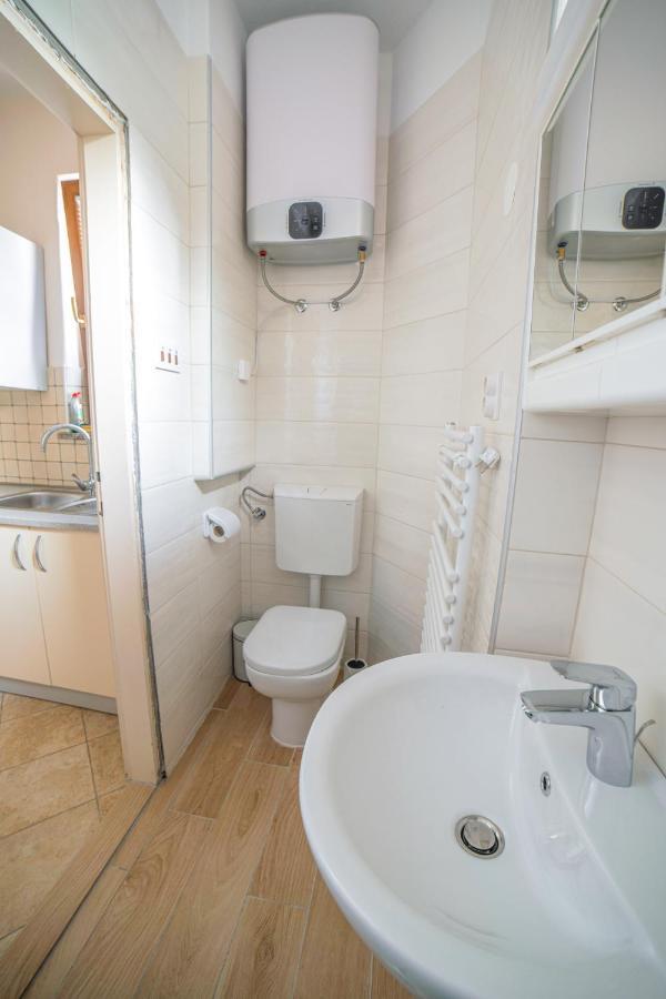 Apartma Korada Deskle Екстер'єр фото