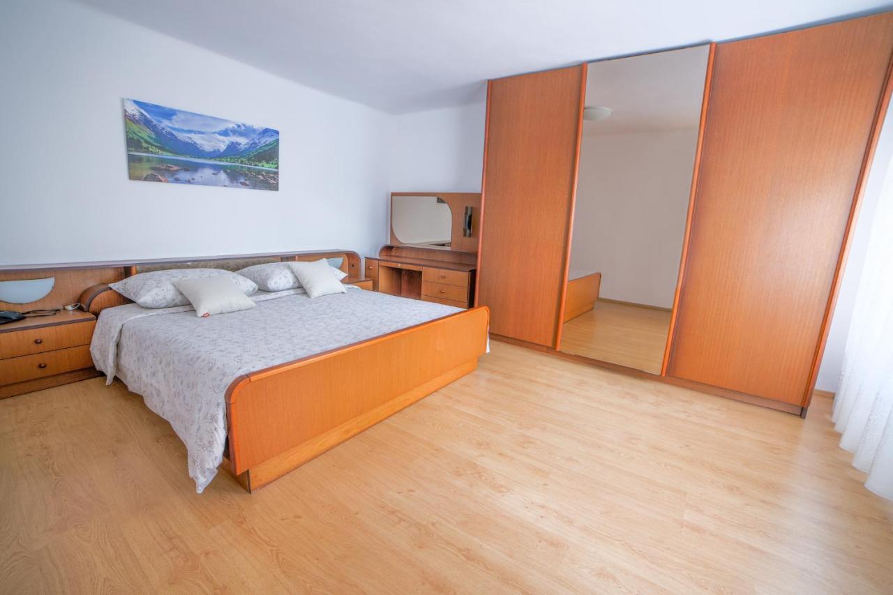 Apartma Korada Deskle Екстер'єр фото